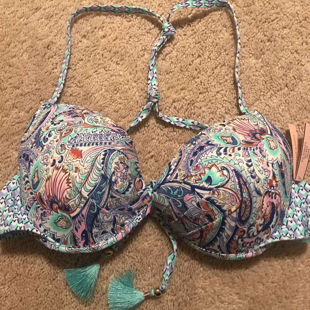 Victoria’s Secret bikini top